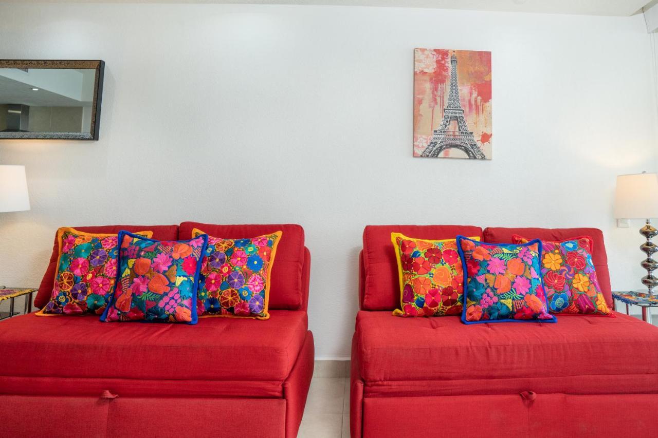 Ocean Front Condo Sleeps 4 Adults-Grand Venetian T3000-1606 Puerto Vallarta Luaran gambar